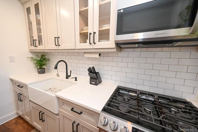 112-25 34th Avenue 3A, Corona, NY 11368