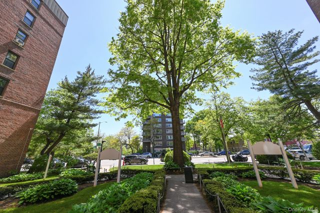 112-25 34th Avenue 3A, Corona, NY 11368