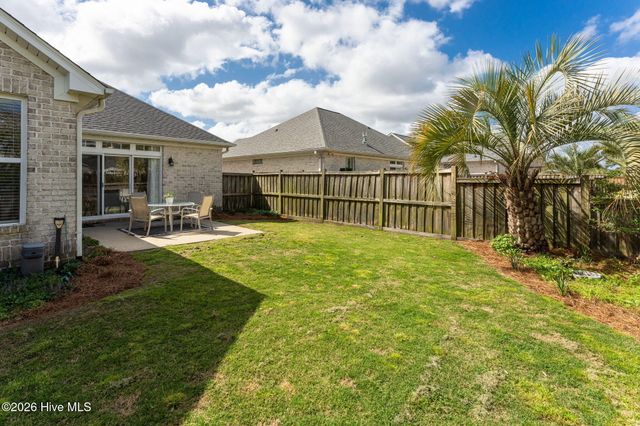 1142 Garden Club Way, Leland, NC 28451