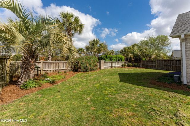 1142 Garden Club Way, Leland, NC 28451