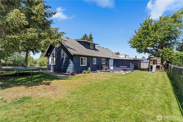 25916 18th Avenue S, Des Moines, WA 98198