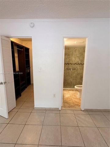 17600 NW 68th Avenue B2004, Hialeah, FL 33015