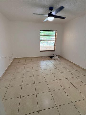17600 NW 68th Avenue B2004, Hialeah, FL 33015