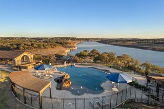 7432 Tessera PKWY, Lago Vista, TX 78645
