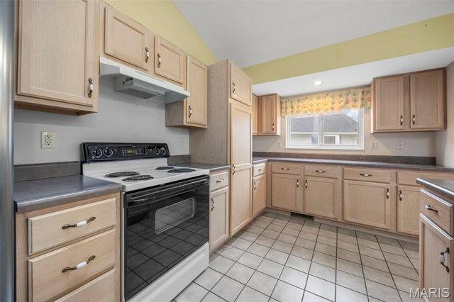 519 Galway Drive 10A, O'fallon, MO 63366