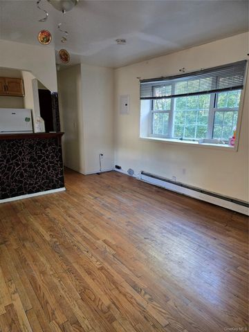 1153 Commonwealth Avenue 2, Bronx, NY 10472