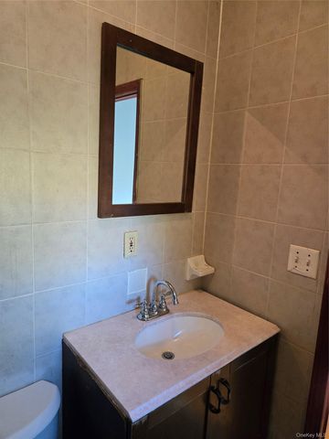 1153 Commonwealth Avenue 2, Bronx, NY 10472
