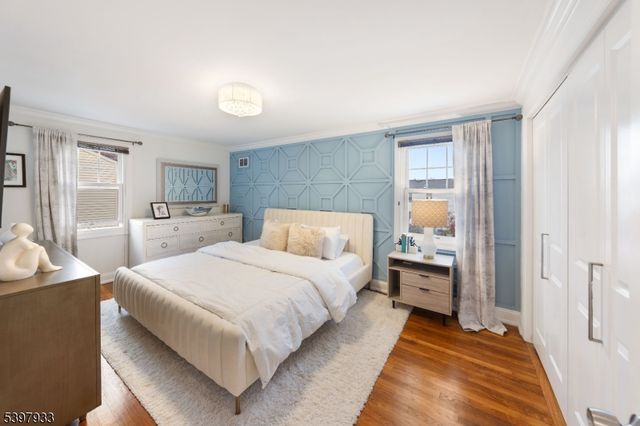 545 Livingston Rd, Linden City, NJ 07036