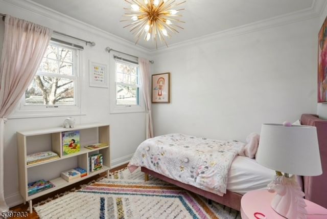 545 Livingston Rd, Linden City, NJ 07036