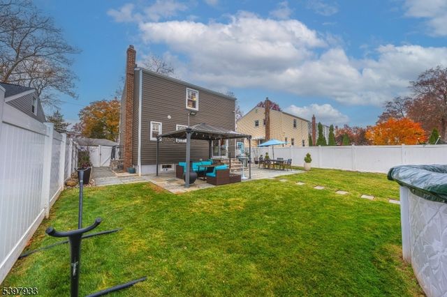 545 Livingston Rd, Linden City, NJ 07036