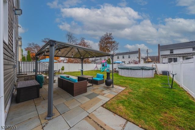 545 Livingston Rd, Linden City, NJ 07036