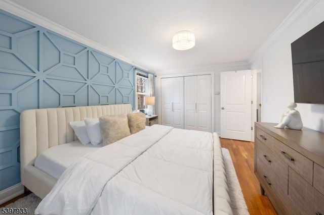 545 Livingston Rd, Linden City, NJ 07036