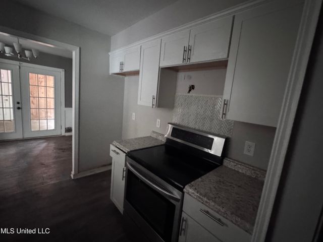 111 B N Bent Creek Circle, Brandon, MS 39047