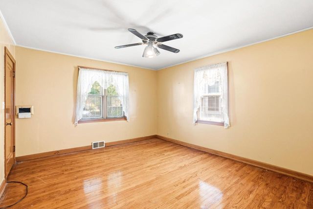 2847 N 67th STREET, Milwaukee, WI 53210