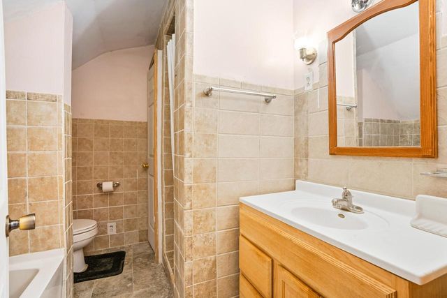 2847 N 67th STREET, Milwaukee, WI 53210