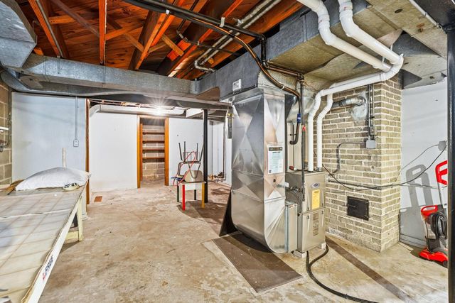 2847 N 67th STREET, Milwaukee, WI 53210