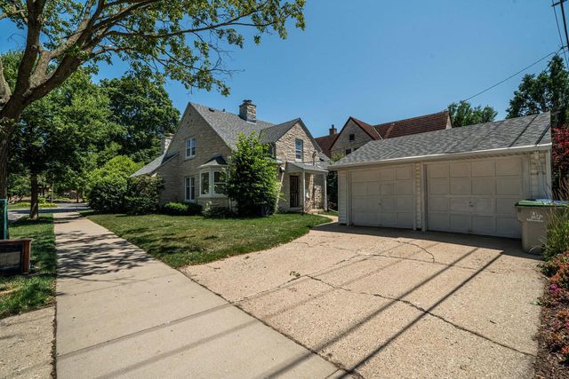2847 N 67th STREET, Milwaukee, WI 53210
