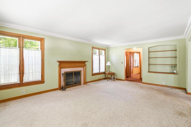 2847 N 67th STREET, Milwaukee, WI 53210