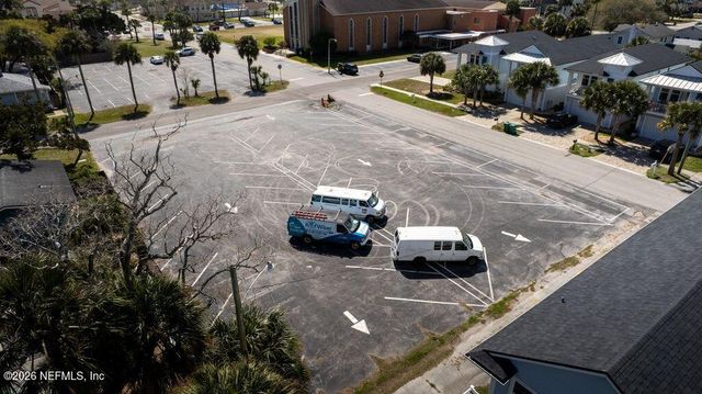 435 3RD Avenue N, Jacksonville Beach, FL 32250