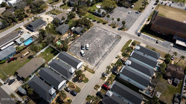 435 3RD Avenue N, Jacksonville Beach, FL 32250