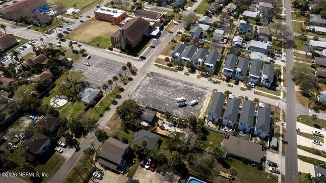 435 3RD Avenue N, Jacksonville Beach, FL 32250