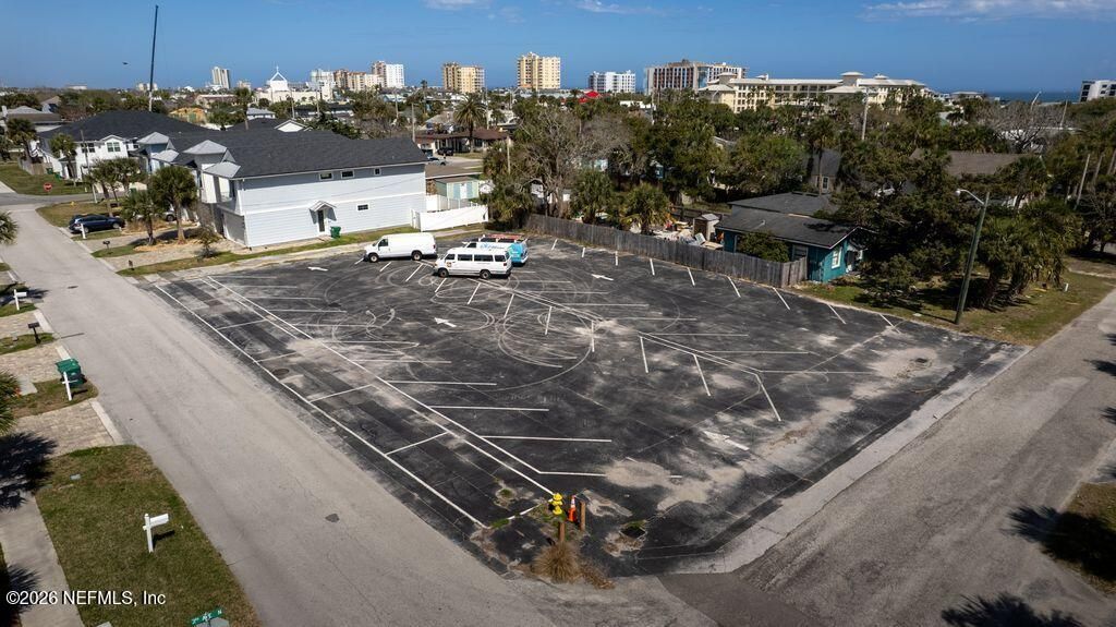 435 3RD Avenue N, Jacksonville Beach, FL 32250