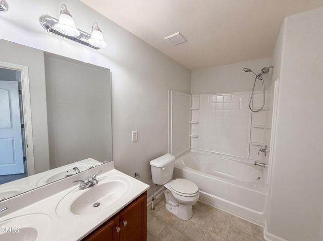 4716 Queen Pierrette Street, Raleigh, NC 27610