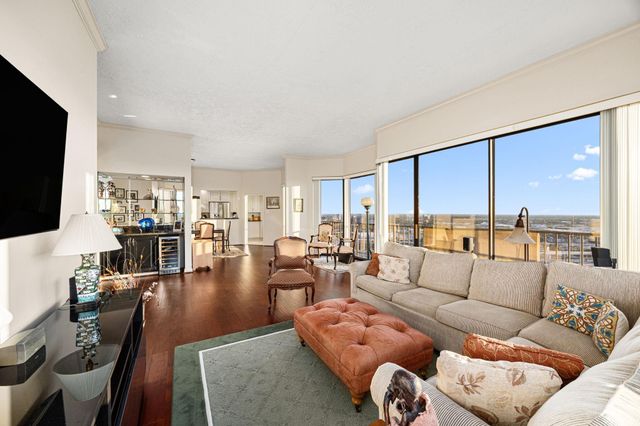 3350 Mccue Road 2302, Houston, TX 77056