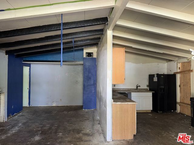 7716 Grove Street, Tujunga, CA 91042