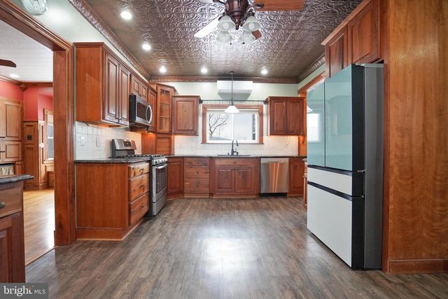 436 WHEELER ST, Pottsville, PA 17901