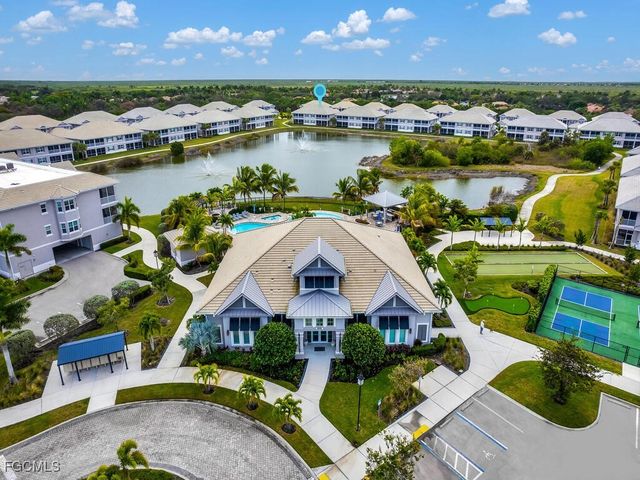 233 Indies DR E 201, Naples, FL 34114