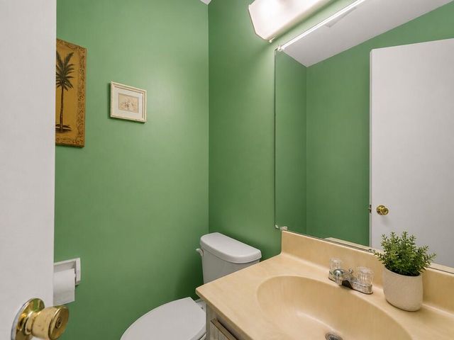 1212 S LAKES END Drive C, Fort Pierce, FL 34982