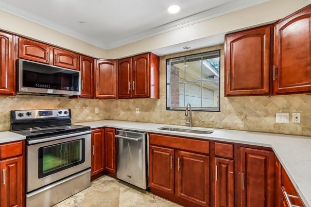 16214 Port O Call Street, Crosby, TX 77532