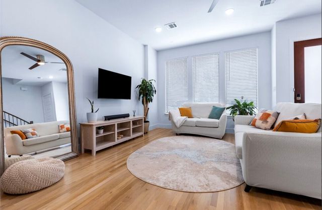 8128 Ardmore Court, Dallas, TX 75231