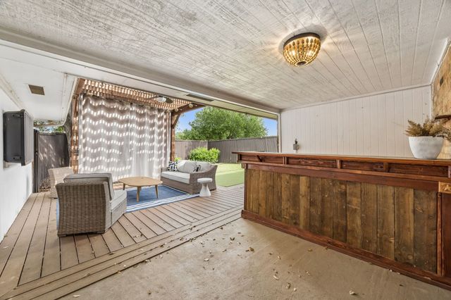 15935 Longvista Drive, Dallas, TX 75248