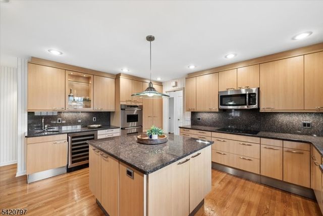 8 Bennington Rd, Morris Twp., NJ 07960