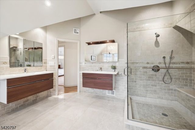 8 Bennington Rd, Morris Twp., NJ 07960