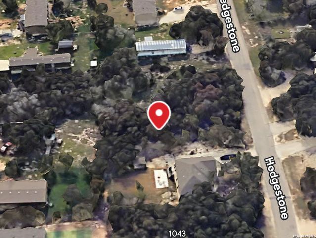 1075 Hedgestone, Canyon Lake, TX 78133