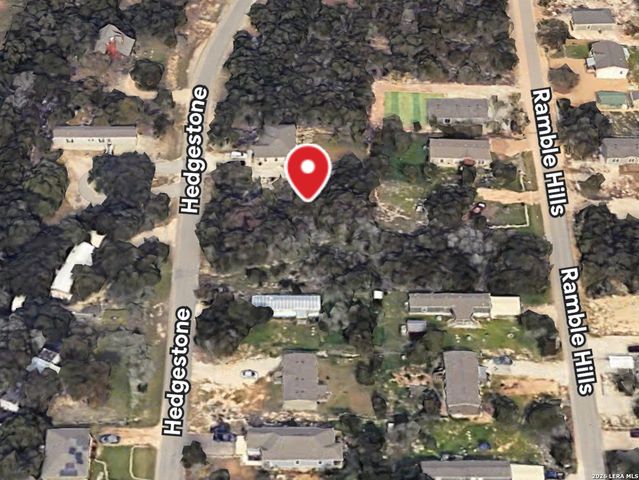 1075 Hedgestone, Canyon Lake, TX 78133