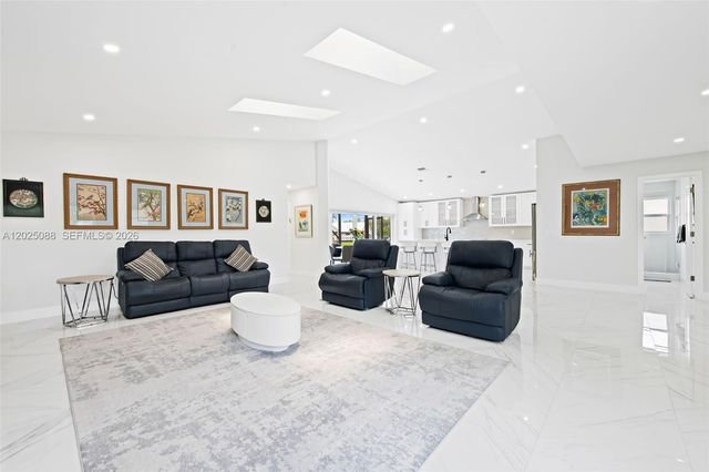 11158 Highland Cir, Boca Raton, FL 33428