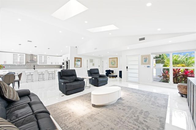 11158 Highland Cir, Boca Raton, FL 33428