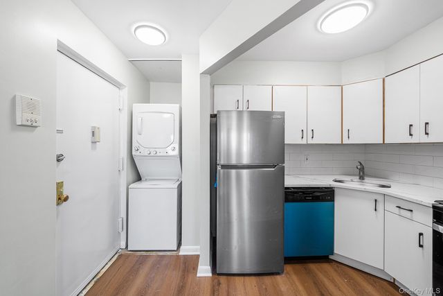 9711 N Conduit Avenue 3C, Ozone Park, NY 11417