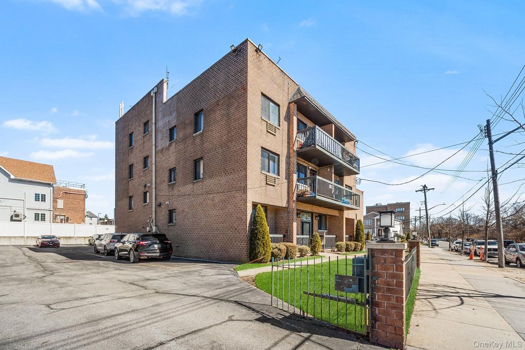 9711 N Conduit Avenue 3C, Ozone Park, NY 11417