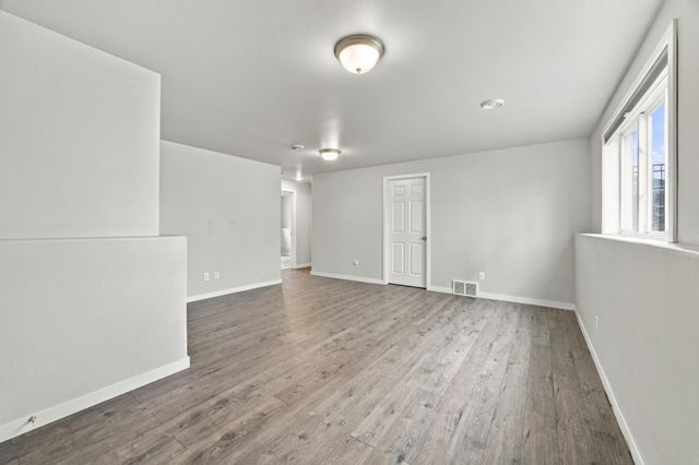 4541 13th Street S, Moorhead, MN 56560
