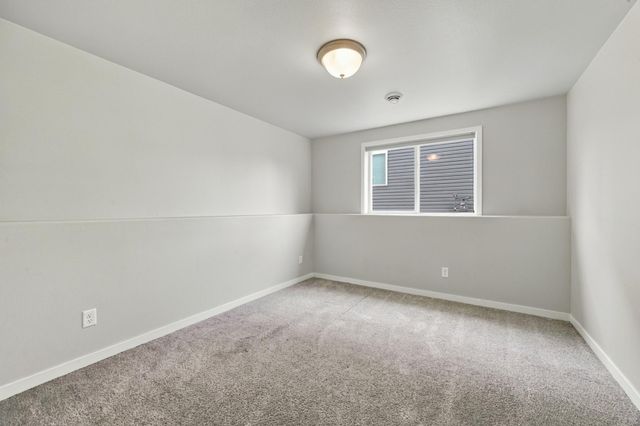4541 13th Street S, Moorhead, MN 56560