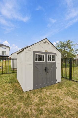 4541 13th Street S, Moorhead, MN 56560