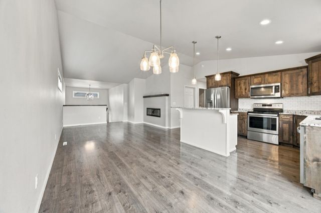 4541 13th Street S, Moorhead, MN 56560