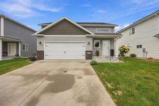 4541 13th Street S, Moorhead, MN 56560