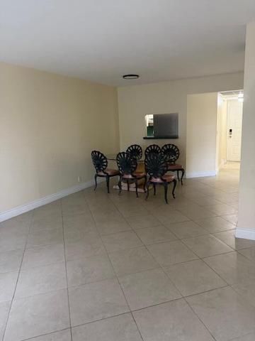 21911 Lake Forest Circle 201, Boca Raton, FL 33433