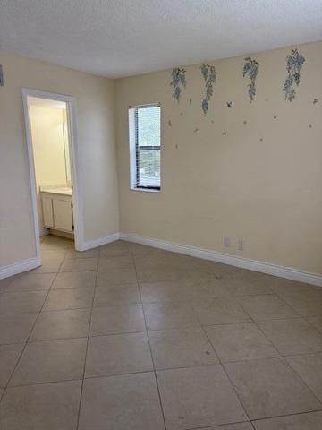 21911 Lake Forest Circle 201, Boca Raton, FL 33433